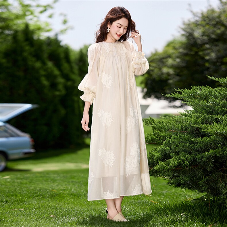 韩系夏季假日超出片仙女裙氛围感宽松版重工刺绣洋气防晒长裙女,女装连衣裙,宝儿家