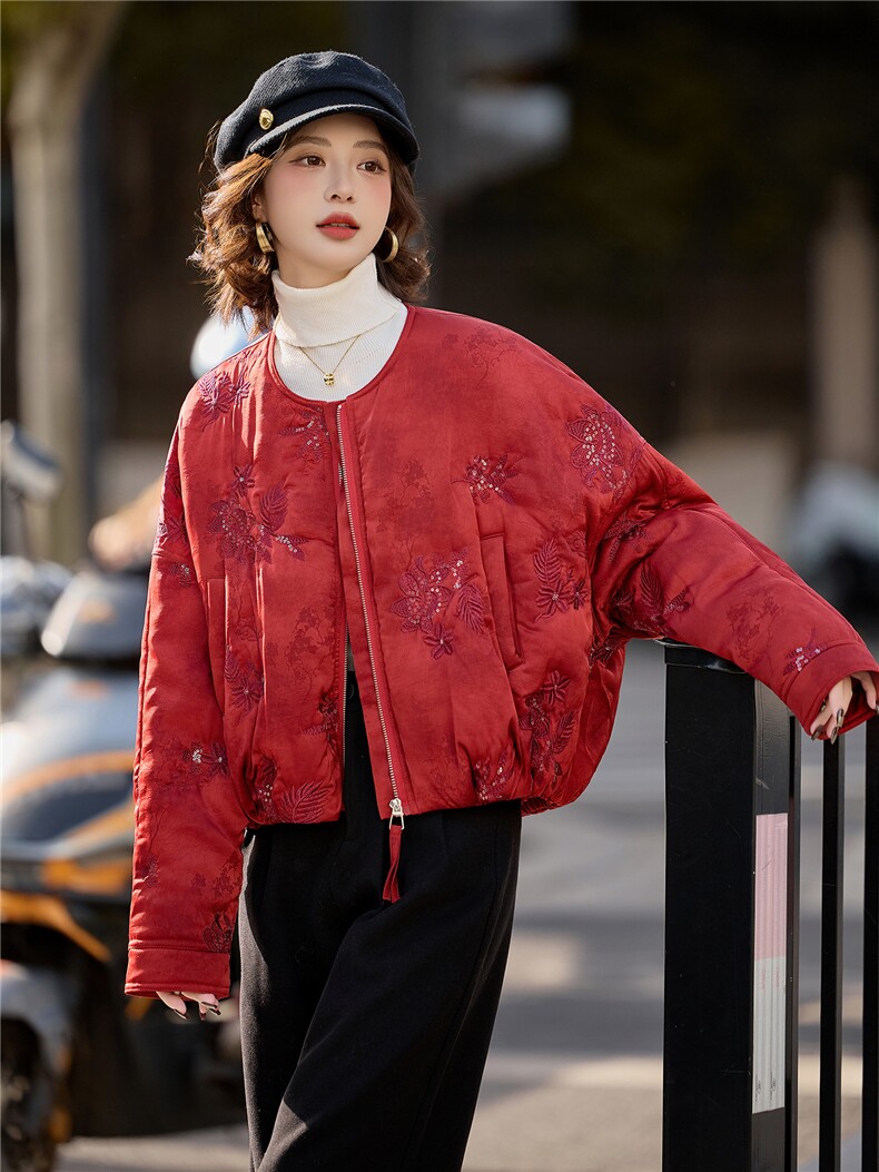 水衣源889款刺绣带围脖短款夹棉棉服外套女,女装棉衣/棉服,水衣源
