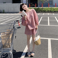 粉色休闲减龄套装女夏季2025年新款小个子薄款圆领上衣短裤两件套，女装套装/套裙，2C292