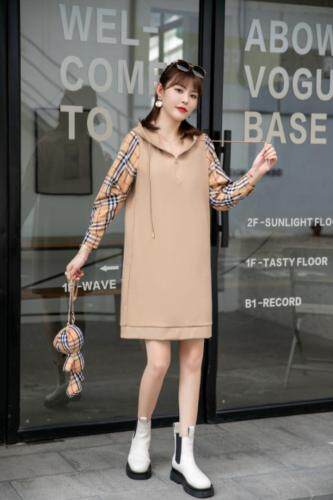 秋装新款上市：罗马针织拼格休闲连衣裙M一XXL，女装连衣裙，拉思维加丝