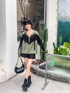 爱美欧 秋装现货 撞色拼接卫衣图片
