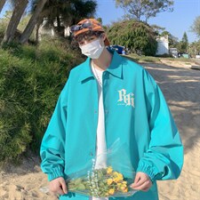 湖蓝色