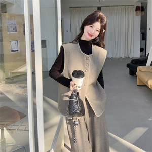 新款【已出货】浅咖色马甲两件套2C110-H7003-P175-K288图片