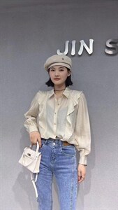春夏季衬衫图片