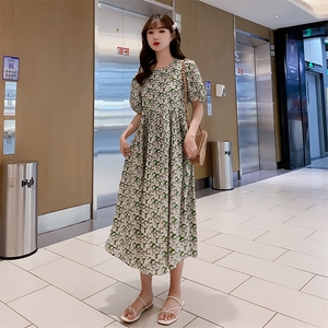 连衣裙女方领泡泡袖2024夏季新款甜美碎花裙子2024年夏季图片