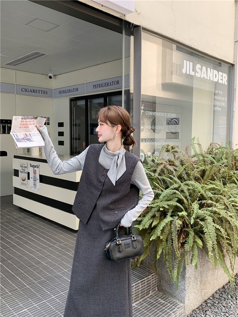 通勤风灰色马甲套装女2025秋季新款高级感显瘦半身裙打底衫三件套,女装套装/套裙,2D034