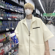 白色