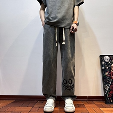 灰色