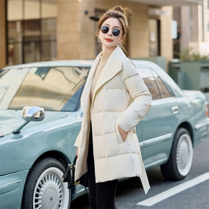 收腰羽绒服女中长款2026冬季新款独特漂亮高端小香风白色保暖外套图片
