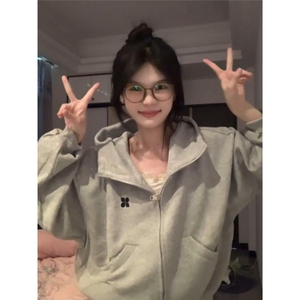 2025新款灰色拉链开衫连帽卫衣女宽松遮屁股春秋薄款上衣外套图片
