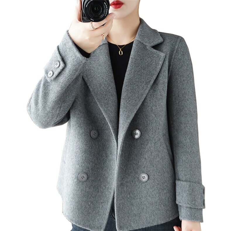 时尚百搭灰色羊毛呢子大衣女外套秋季新款显瘦双排扣短款上衣，女装毛呢外套，豪顺羊绒
