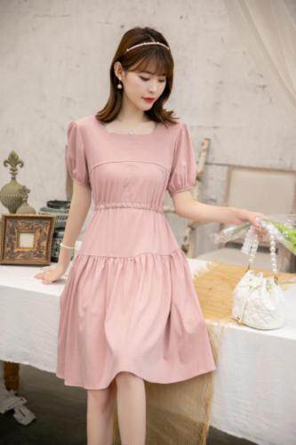 时尚韩版连衣裙，女装连衣裙，英利伊人