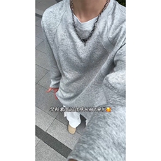 灰色