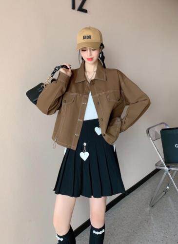 牛仔短外套，女装短外套，简妮依魅