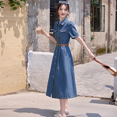2025年夏季新款时尚翻领显瘦牛仔连衣裙女，女装连衣裙，沁沁公主