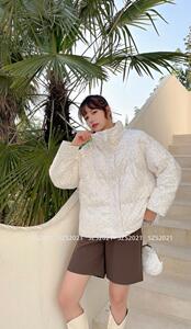 九零白鸭绒羽绒服气质热卖图片