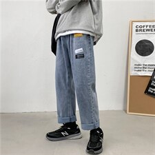 蓝色