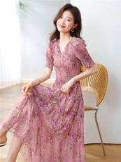 女士连衣裙2025年夏季新款时尚减龄休闲百搭修身显瘦碎花中长裙子，女装连衣裙，布芭啦