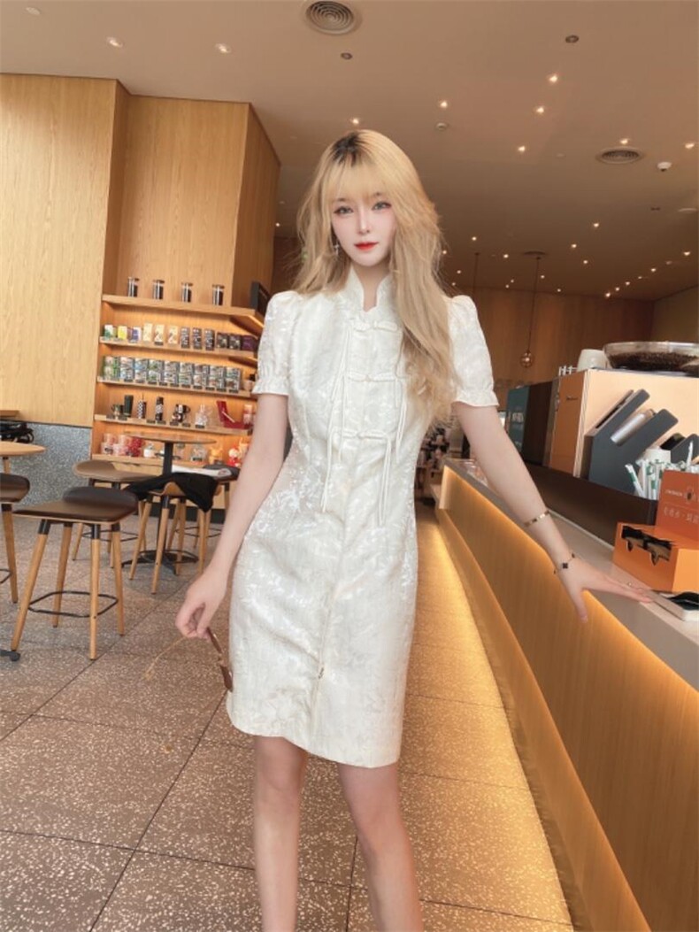 夏季新款连衣裙，女装连衣裙，时尚名门