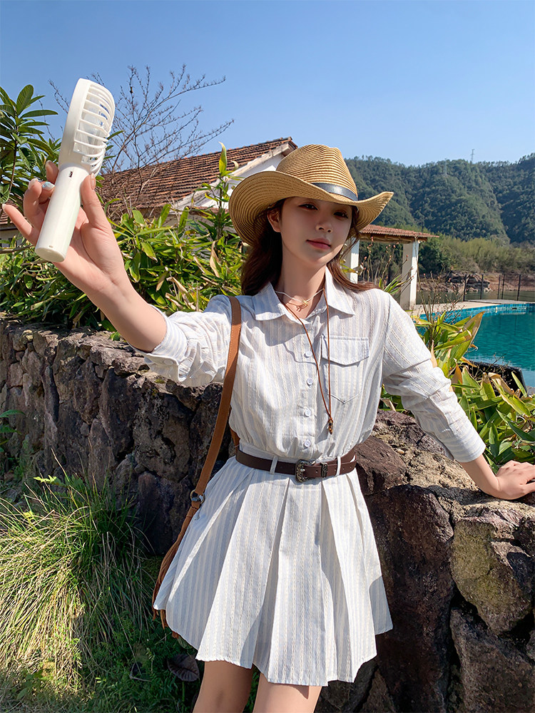 浅蓝色休闲条纹衬衫连衣裙女2025年夏季新款韩系设计感显瘦百褶裙,女装连衣裙,浙宝305
