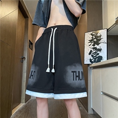 黑色