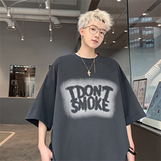 深灰色