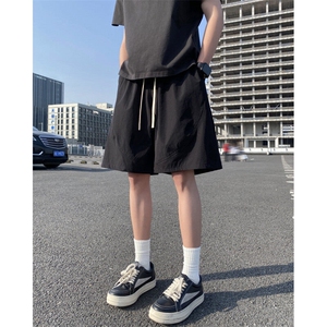 冲孔透气速干工装短裤男款美式宽松青少年运动裤夏季薄款直筒中裤图片