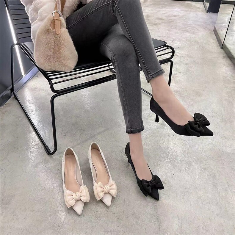 彩红鞋馆 CHXG135431