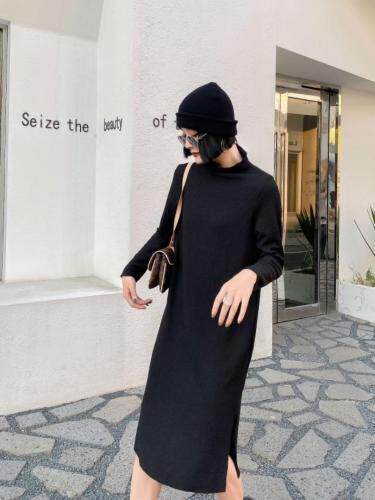 秋装连衣裙，女装连衣裙，红燕子