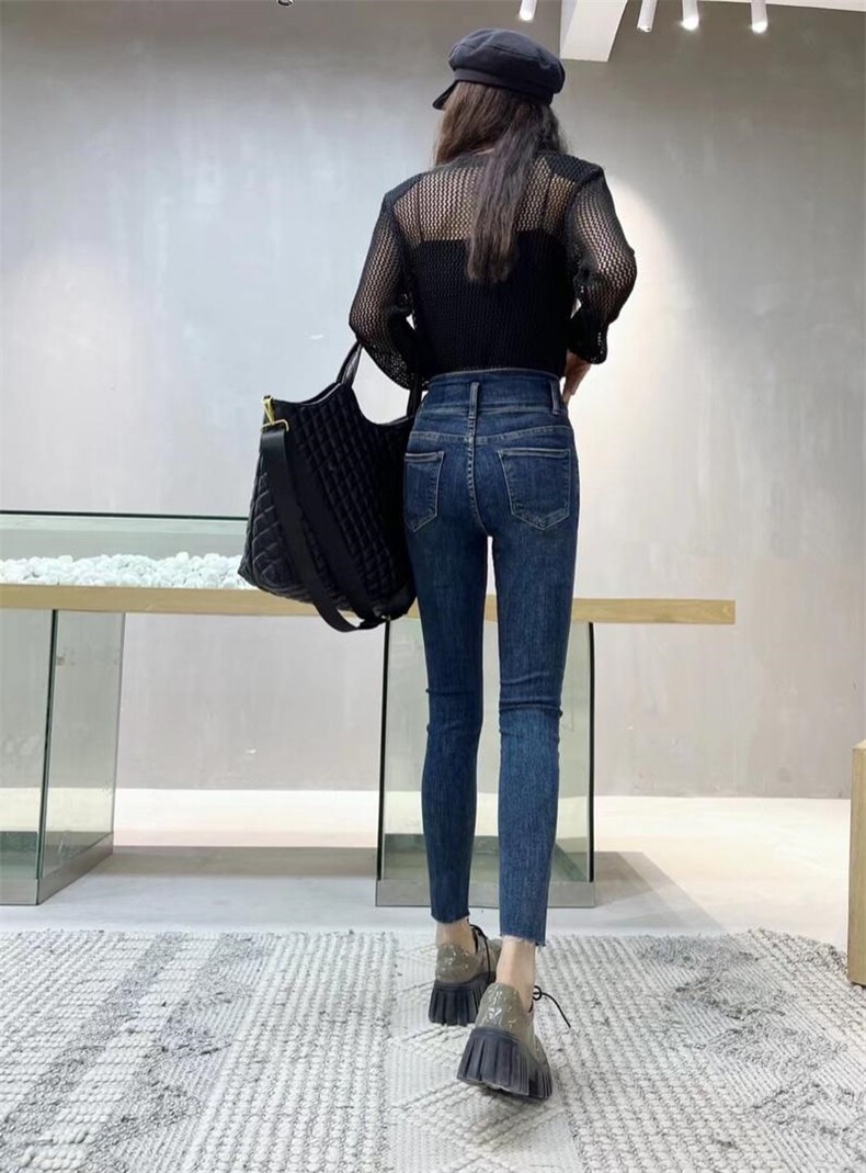 2022秋冬压花工艺牛仔小脚裤，其它，雪儿诱惑