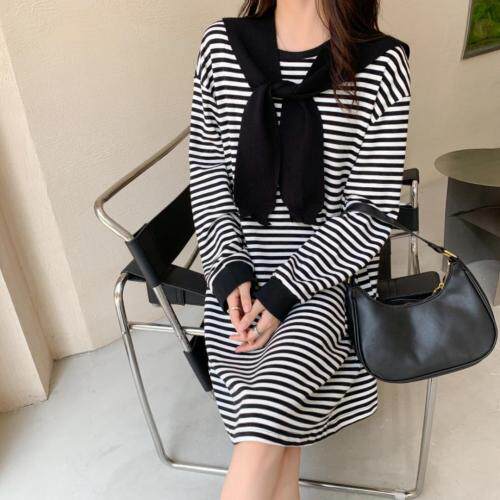 秋季新款连衣裙，女装连衣裙，E莎