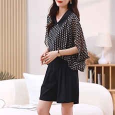 现货2023夏季新款蝙蝠袖宽松百搭套装两件套，女装套装/套裙，深水步