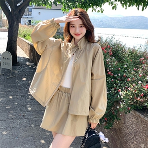 卡其色休闲运动套装女2025夏季新款韩系时尚轻薄防晒短裤两件套潮图片
