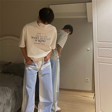 白色