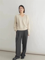 秋冬季百搭时尚V领简约宽松休闲针织衫上衣，女装针织衫/毛衣，半城羊绒