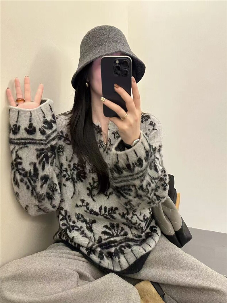 羊驼绒拉毛青花瓷重工提花针织毛衫，现货,女装羊毛衫,臻纶羊绒