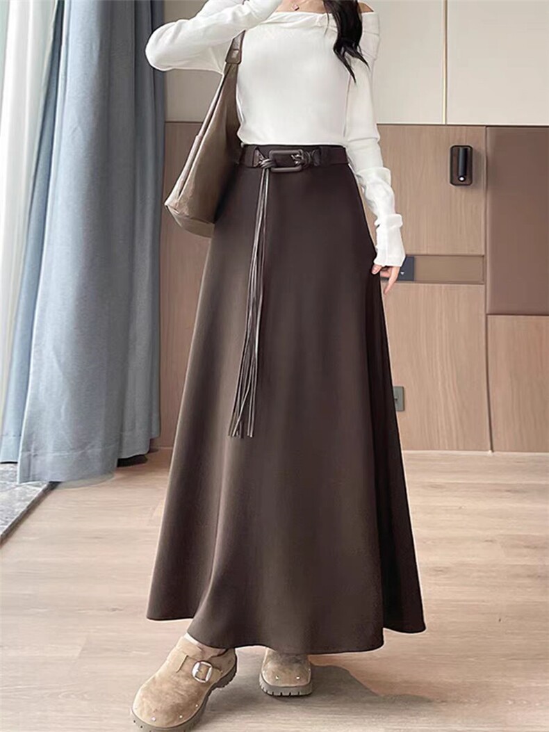 2025年秋季常规中长款中腰百搭百搭A字半身裙，女装半身裙，湘姗