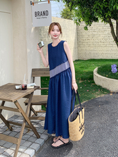 蓝色条纹拼接连衣裙女2025夏季新款复古轻熟风显瘦时尚无袖背心裙，女装连衣裙，浙宝276（原081）