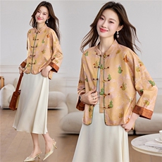 现货中古风女式春秋盘扣简约2026新款潮流通勤百搭聚会洋气外套，女装短外套，木橙西子