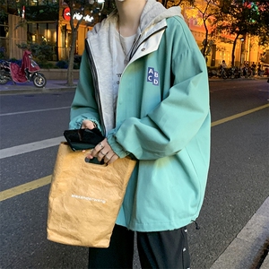Y60男士秋装新款连帽宽松文艺港风夹克开衫男装夹克衫潮双层字母图片