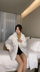 现货羽绒服,女装羽绒服,SIX6