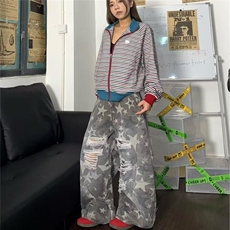 灰色