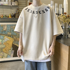 奶油色
