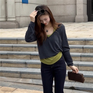 2025年秋季新款挂脖拼接针织女士上衣时尚休闲通勤百搭图片