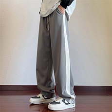 灰色