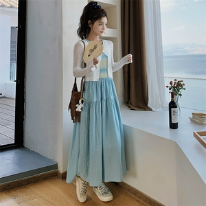 法式浪漫度假风背心连衣裙女2025夏季新款针织开衫长裙图片