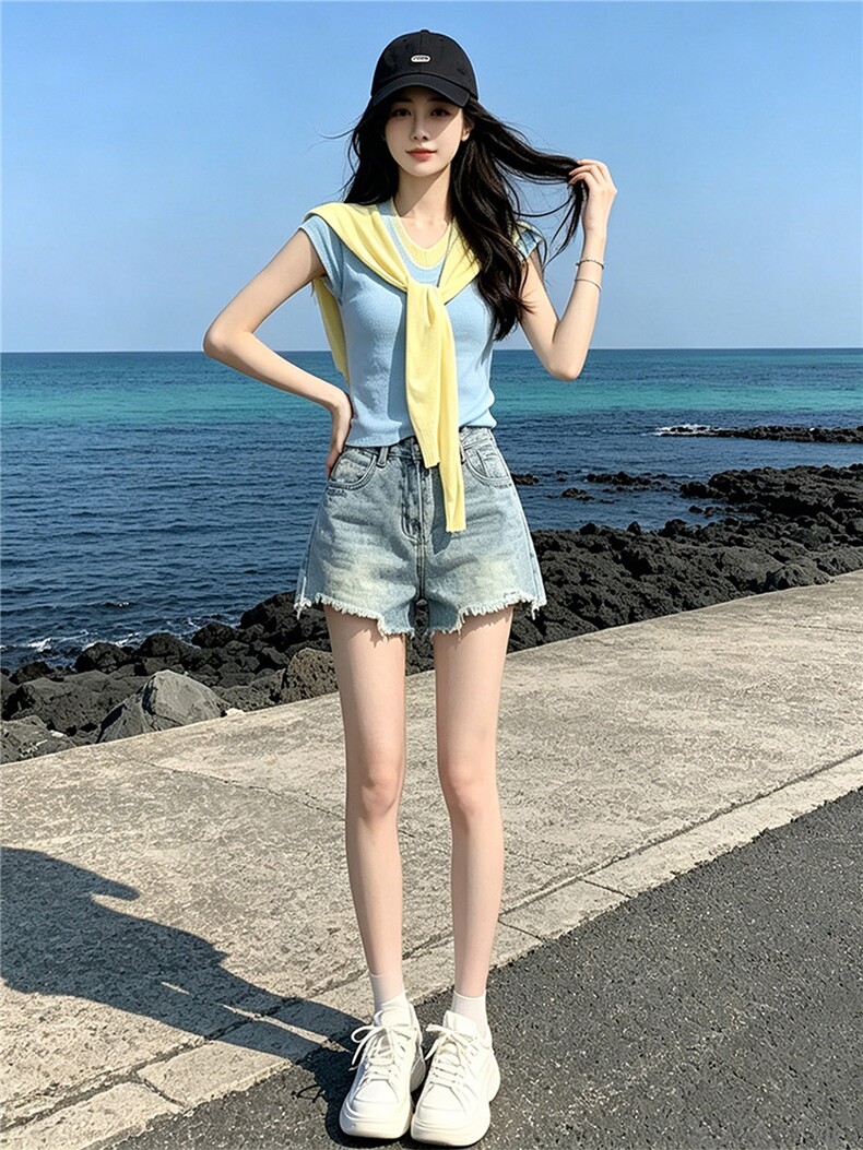 时尚穿搭套装女夏修身显瘦V领系带披肩假两件上衣牛仔短裤两件套,女装套装/套裙,江南