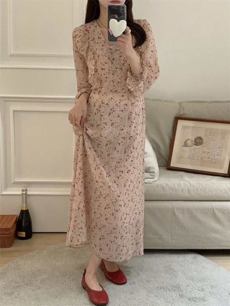 韩系小花连衣裙气质款，女装连衣裙，欧妮卡蒂蔓