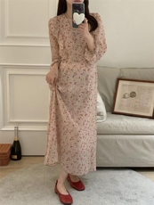 韩系小花连衣裙气质款，女装连衣裙，欧妮卡蒂蔓