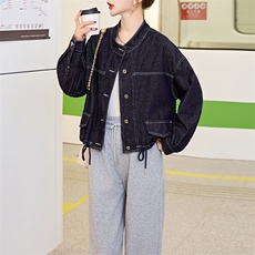 牛仔外套女春秋短款2025年新款设计感休闲宽松立领夹克小个子上衣，女装套装/套裙，江南女神